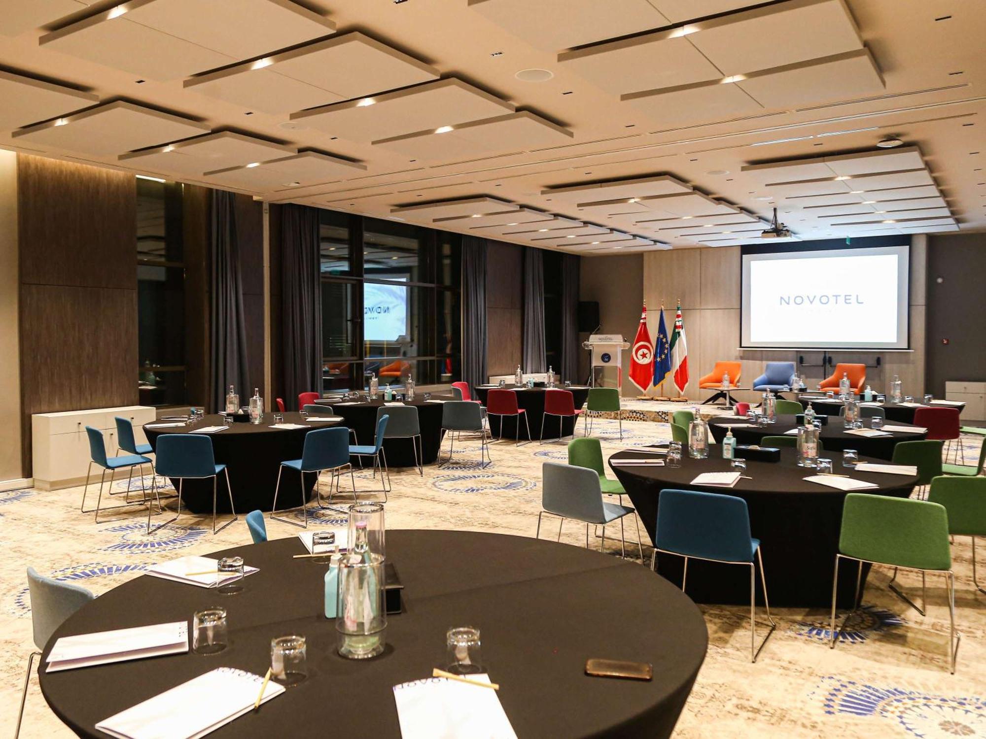 Novotel Tunis Lac Bagian luar foto