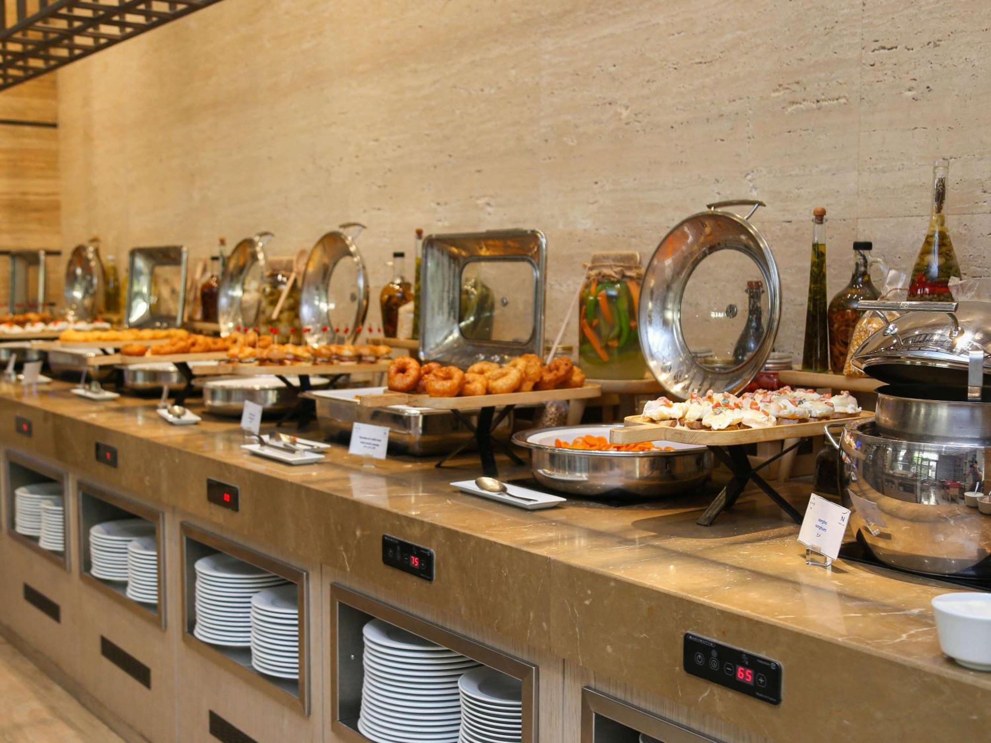 Novotel Tunis Lac Bagian luar foto