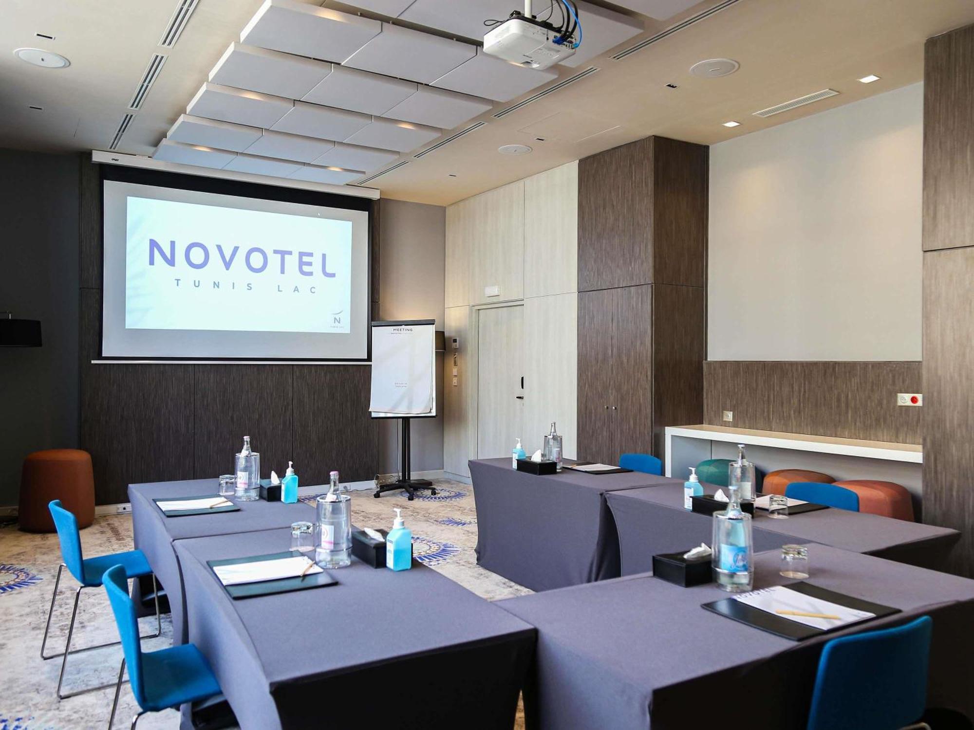 Novotel Tunis Lac Bagian luar foto